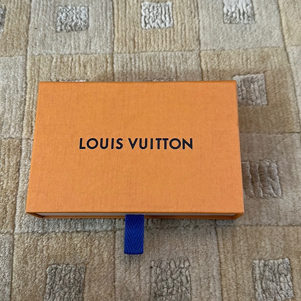 Small authentic Louis Vuitton drawer gift box